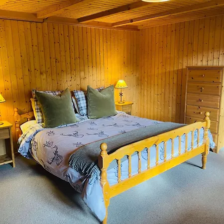 Royal Chalet *